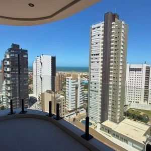 Apartamento com 106m², 3 dormitórios, 1 suíte, 1 vaga no Toronto em Torres para Comprar