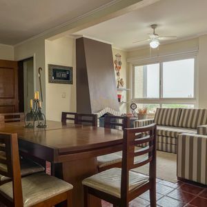 Apartamento com 139m², 3 dormitórios, 1 suíte, 1 vaga no Villa de Torres em Torres para Comprar