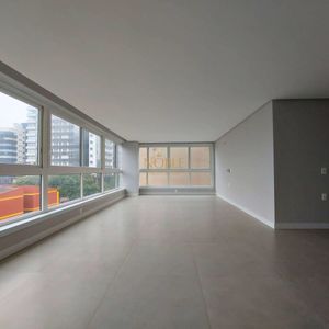 Apartamento com 108m², 3 dormitórios, 1 suíte, 1 vaga no Maui Residencial em Torres para Comprar