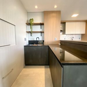 Apartamento com 136m², 3 dormitórios, 3 suítes, 2 vagas no Dall'acqua em Torres para Comprar