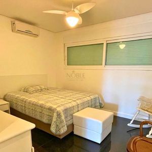 Casa de Condomínio com 338m², 4 dormitórios, 3 suítes, 2 vagas no Ocean Side em Torres para Comprar