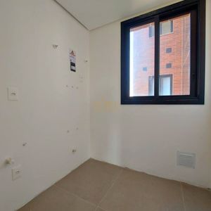 Apartamento com 109m², 3 dormitórios, 1 suíte, 2 vagas no Urban em Torres para Comprar