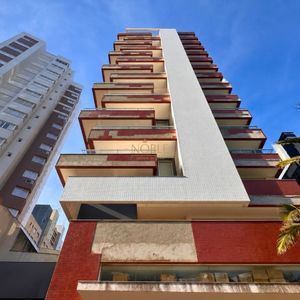 Apartamento com 77m², 2 dormitórios, 1 suíte, 1 vaga no Piazza em Torres para Comprar