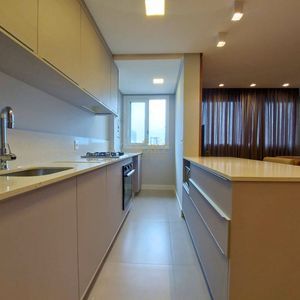 Apartamento com 50m², 1 dormitório, 1 suíte, 1 vaga no Maui Residencial em Torres para Comprar