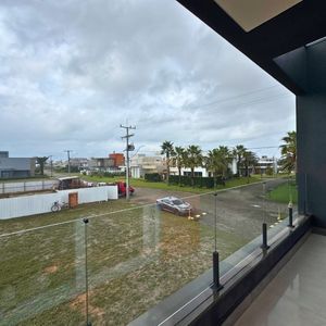 Casa de Condomínio com 435m², 4 dormitórios, 4 suítes, 4 vagas no Ocean Side em Torres para Comprar