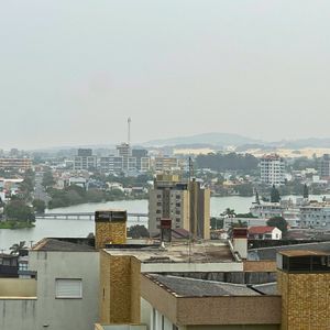 Apartamento com 84m², 2 dormitórios, 1 suíte, 1 vaga no Vesta em Torres para Comprar