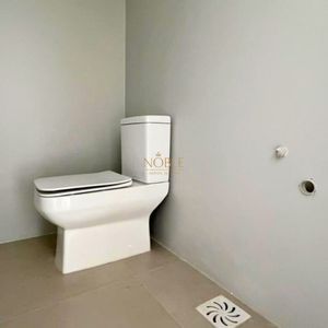 Casa com 284m², 4 dormitórios, 1 suíte, 2 vagas no bairro Igra Sul em Torres para Comprar