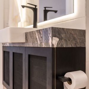 Apartamento com 109m², 3 dormitórios, 1 suíte, 2 vagas no San Pietro em Torres para Comprar