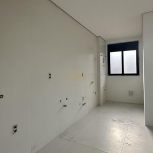 Apartamento com 88m², 2 dormitórios, 1 suíte, 1 vaga no LONDON em Torres para Comprar