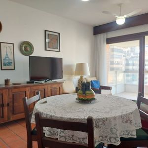 Apartamento com 104m², 2 dormitórios, 1 suíte, 1 vaga no Morada de Torres em Torres para Comprar