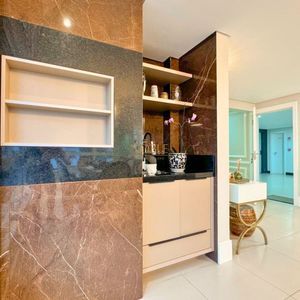 Apartamento com 110m², 3 dormitórios, 1 suíte, 2 vagas no San Pietro em Torres para Comprar