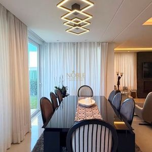 Casa com 265m², 3 dormitórios, 3 suítes, 2 vagas no Condomínio Ilhas Park em Torres para Comprar