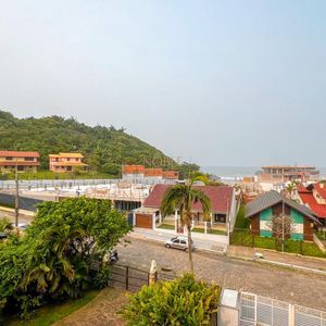 Apartamento com 204m², 3 dormitórios, 1 suíte, 2 vagas no Morada da Cal em Torres para Comprar