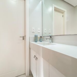 Apartamento com 103m², 3 dormitórios, 3 suítes, 2 vagas no Absoluto em Torres para Comprar
