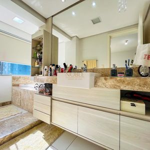 Apartamento com 117m², 3 dormitórios, 3 suítes, 1 vaga no Lex Center em Torres para Comprar