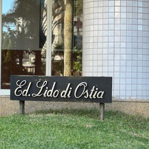 Apartamento com 160m², 3 dormitórios, 3 suítes, 1 vaga no Lido di Ostia em Torres para Comprar