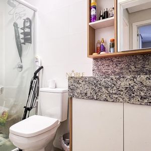 Apartamento com 60m², 2 dormitórios, 1 suíte, 1 vaga no Aston em Torres para Comprar
