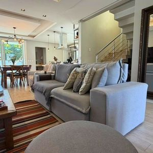 Casa com 210m², 3 dormitórios, 1 suíte, 2 vagas no bairro Novo Passo em Passo de Torres para Comprar