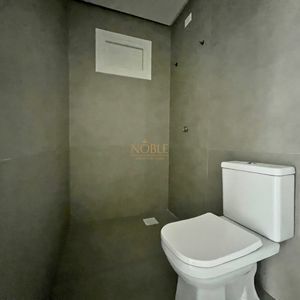 Apartamento com 77m², 2 dormitórios, 1 suíte, 2 vagas no Maui Residencial em Torres para Comprar