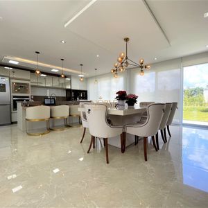 Casa de Condomínio com 312m², 4 dormitórios, 4 suítes, 4 vagas no Reserva das Águas em Torres para Comprar