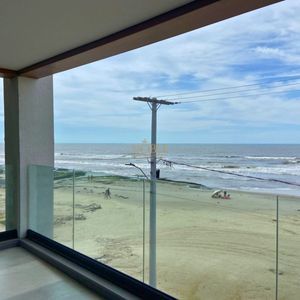 Apartamento com 138m², 3 dormitórios, 3 suítes, 3 vagas no Aura em Torres para Comprar