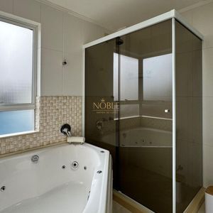 Apartamento com 197m², 3 dormitórios, 3 suítes, 2 vagas no Maranello em Torres para Comprar