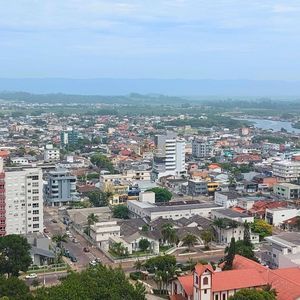 Apartamento com 108m², 3 dormitórios, 1 suíte, 2 vagas no Maui Residencial em Torres para Comprar