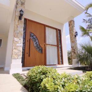 Casa de Condomínio, 5 dormitórios, 5 suítes, 2 vagas no Reserva das Águas em Torres para Comprar