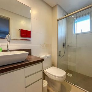 Apartamento com 124m², 3 dormitórios, 3 suítes, 2 vagas no Lê Classic em Torres para Comprar