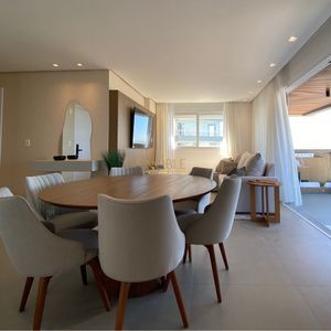 Apartamento com 93m², 2 dormitórios, 2 suítes, 2 vagas no Bella Vita em Torres para Comprar