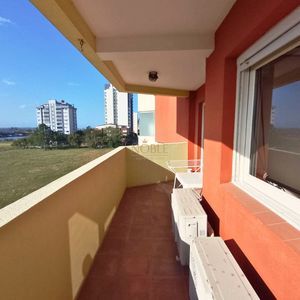 Apartamento com 76m², 2 dormitórios, 1 vaga no Costa Dourada em Torres para Comprar