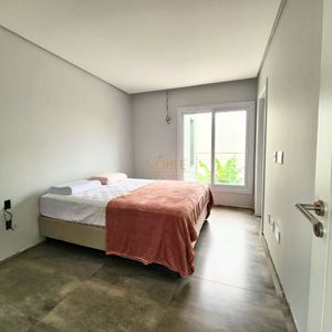 Casa de Condomínio com 357m², 5 dormitórios, 5 suítes, 2 vagas no Ocean Side em Torres para Comprar