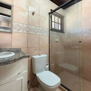 Casa com 193m², 3 dormitórios, 1 suíte, 3 vagas no bairro Praia Grande em Torres para Comprar