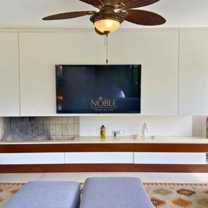 Casa com 518m², 5 dormitórios, 2 suítes, 2 vagas no bairro Praia Grande em Torres para Comprar