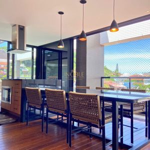 Cobertura com 218m², 3 dormitórios, 1 suíte, 2 vagas no Roca em Torres para Comprar