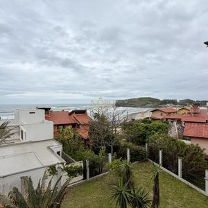 Apartamento com 75m², 2 dormitórios, 2 suítes, 1 vaga no Rambla Del Mar em Torres para Comprar