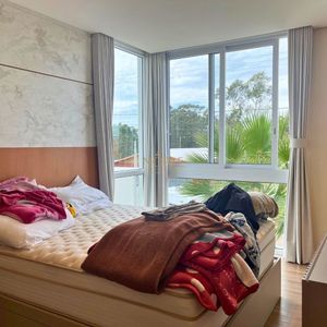 Casa com 180m², 3 dormitórios, 1 suíte, 4 vagas no bairro Novo Passo em Passo de Torres para Comprar