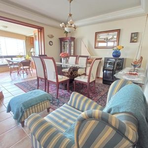 Apartamento com 142m², 3 dormitórios, 1 suíte, 2 vagas no Torre de La Cité em Torres para Comprar