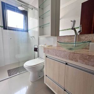 Apartamento com 101m², 2 dormitórios, 1 suíte, 1 vaga no Residencial Bahamas em Torres para Comprar