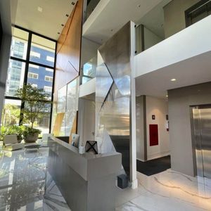 Apartamento com 220m², 4 dormitórios, 4 suítes, 2 vagas no Vitra em Torres para Comprar