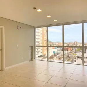 Sala Comercial com 31m², 1 dormitório no Pinho Executive em Torres para Comprar