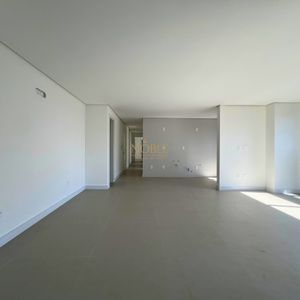 Apartamento com 114m², 3 dormitórios, 3 suítes, 2 vagas no Freedom em Torres para Comprar