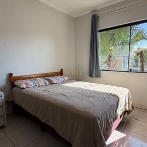 Casa, 3 dormitórios, 1 suíte, 1 vaga no bairro Igra Sul em Torres para Comprar