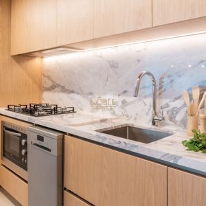 Apartamento com 109m², 3 dormitórios, 1 suíte, 2 vagas no San Pietro em Torres para Comprar