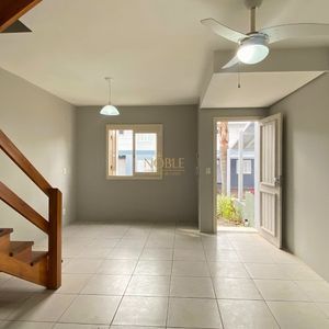 Sobrado com 78m², 3 dormitórios, 1 vaga no Residencial Bela Vista em Torres para Comprar