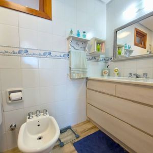 Apartamento com 125m², 2 dormitórios, 1 suíte, 1 vaga no Villa del Mar em Torres para Comprar