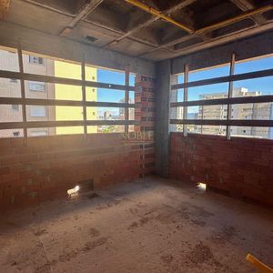 Apartamento com 128m², 3 dormitórios, 3 suítes, 1 vaga no Montserrat em Torres para Comprar