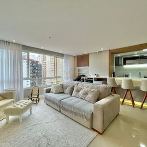 Apartamento com 120m², 3 dormitórios, 1 suíte, 2 vagas no Michelângelo em Torres para Comprar