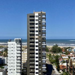 Apartamento com 140m², 3 dormitórios, 3 suítes, 2 vagas no Di milano em Torres para Comprar