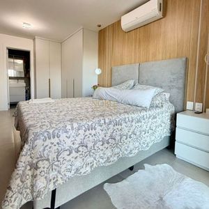 Apartamento com 114m², 2 dormitórios, 1 suíte, 2 vagas no Morada do Parque em Torres para Comprar